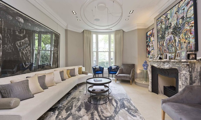 Westbourne Green House | 7bed Notting Hill w/garden, games room & parking