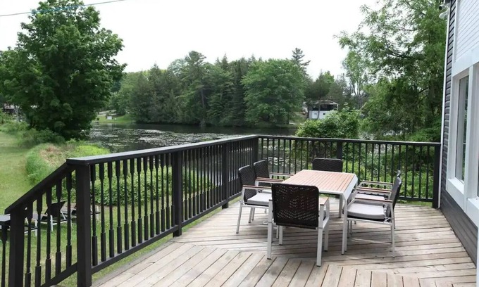 Marmora Cottage | 7BR 3WC on its own peninsula. Huge space inside and outside. Modern and stylish