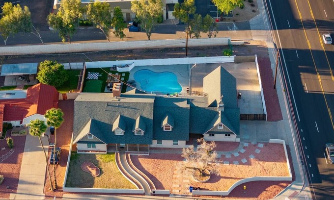 Mesa House | 8 Bedroom Mansion w/Heated Pool | Spa & Games