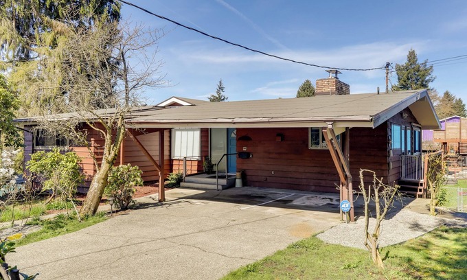 Highland Park House | 8 Mi to Downtown Seatlle: Pet-Friendly Home