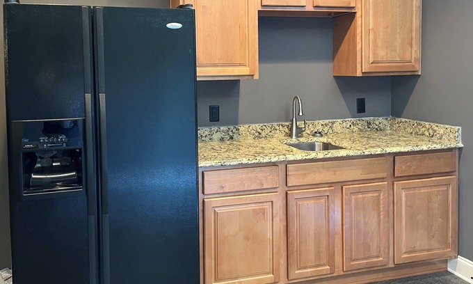 Chestatee House | 800 SQFT of Club House - Home Theater /Bar Area with 175' Screen & BOSE sound.