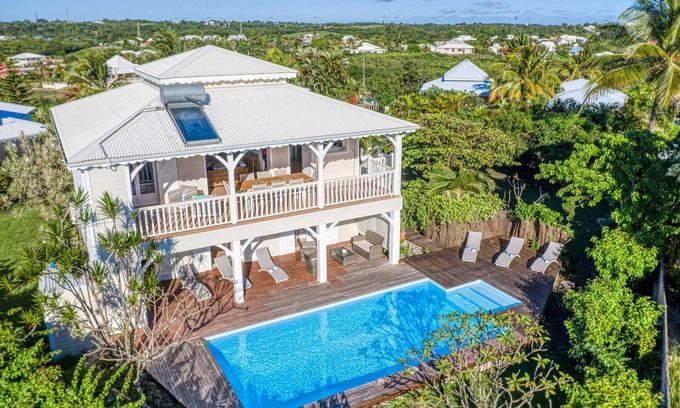 Sainte-Anne Villa | 800m from the Pierre & Vacances beach