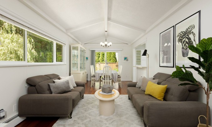 Burnaby Apartment | 8240 Manson Dr