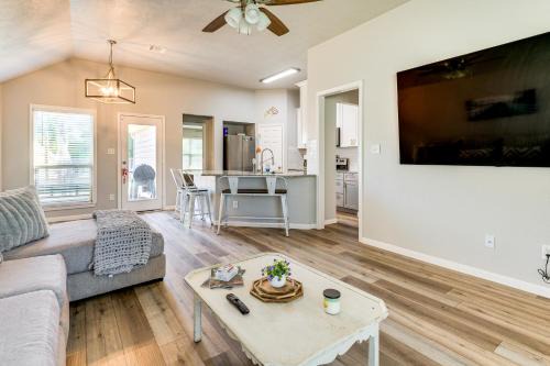 Bryan House | 9 Mi to College Station Dog-Friendly Home with Yard