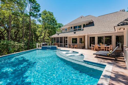 Vanderhorst Plantation House | 97 Jackstay Court by Akers Ellis Rentals