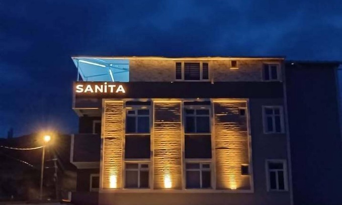 Sindirgi Hotel | 98sıcak suyu ile şifa kaynağı termal oel