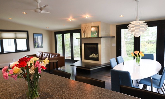 Marquette House | A Block from the Beach!