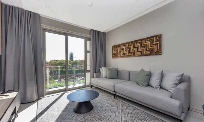 Greater Johannesburg Metropolitan Area Apartment | A Breathe Above the Buzz