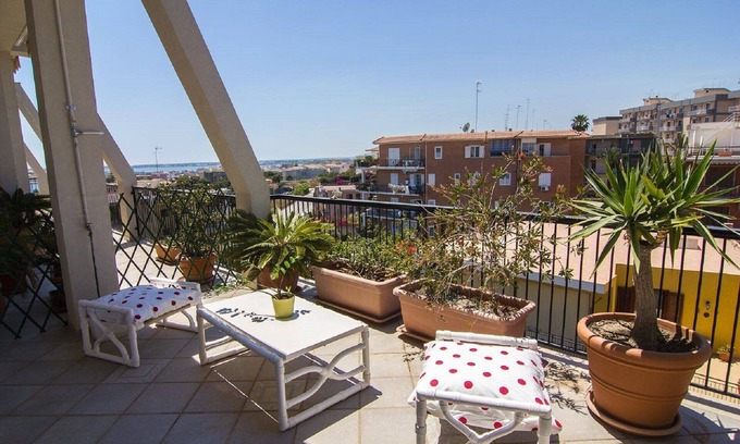 Grottasanta Apartment | A casa di Lia - Penthouse with sea-view