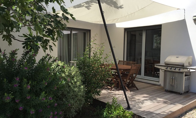 Saint-Florent Apartment | A charming and quiet apartment in a residential area