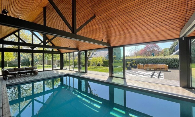 Yffiniac Cottage | A charming old farm, close the sea