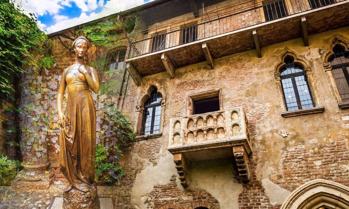 Castel d'Azzano Apartment | A cool retreat just minutes from Verona: Villa Ghiaia tourist rental