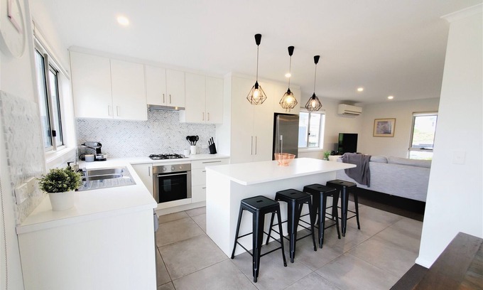 Jindabyne House | A family holiday home in Jindabyne with backyard spa
