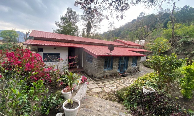 Smanora Range House | A heritage British bungalow beautifully restored as a homestay near Nainital.