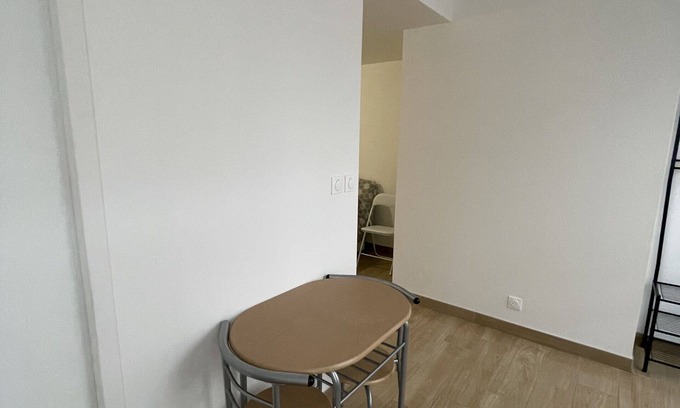 Bellegarde-du-Loiret Apartment | A l'apparte in Bellegarde centre Loiret