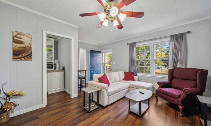 Onancock Apartment | A Little Serenity- A Cozy One Bedroom Escape in Quant Onancock,Mid-Eastern Shore