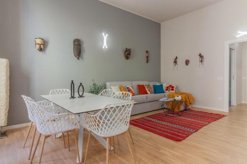 Bellano Apartment | A Night At the Museum - Lake Como