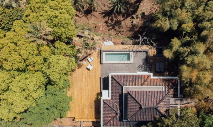 Jungmun House | A Private House with Greens and Natural Light of Jeju