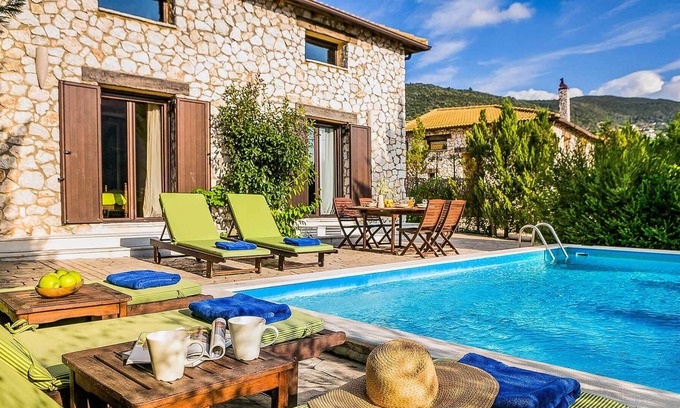 Marantochori Villa | A private, luxury, stoned built villa with its own swimming pool.