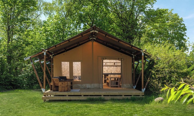 Zuna Cabin | A really nice glamping tent for your whole family, with large terrace