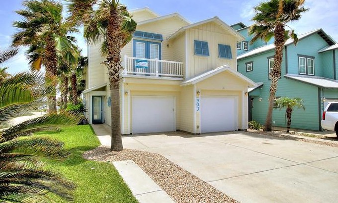 Port Aransas House | A Shore Thing Bb903 5 Bedrooms 4 5 Bathrooms Home