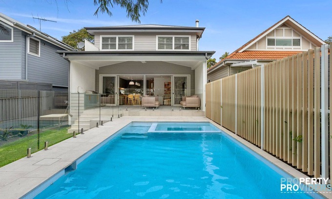 Freshwater House | A Surfers Paradise Freshwater