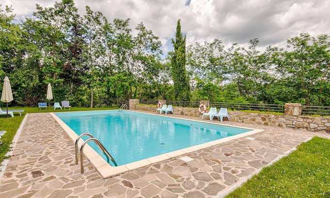 Dudda Apartment | A Vineyard Apartment Retreat