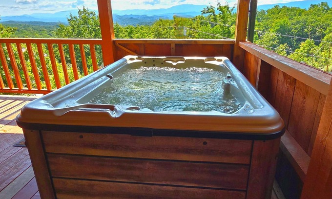 Gatlinburg - Pigeon Forge Cabin | A Walk In The Clouds: Thanksgiving Special Buy 6 nights and get 7th night free!