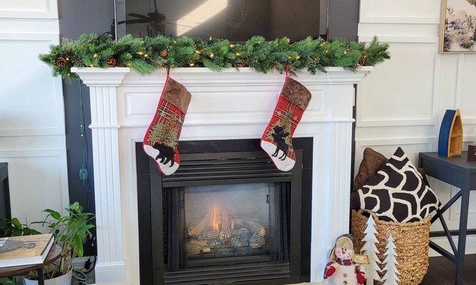 Elkton House | A Waterfront Christmas for 2025 is still available!