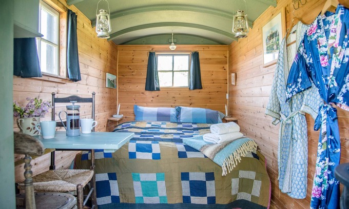 Eye Cabin | Abbey Shepherds Hut, Eye