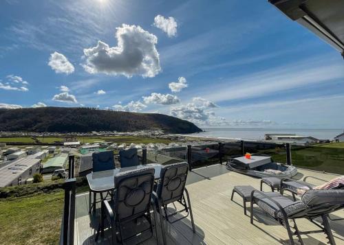 Aberystwyth Resort | Aber Bay Holiday Park