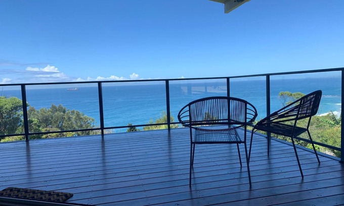 Scarborough House | Absolute ocean view (and mountain views also)