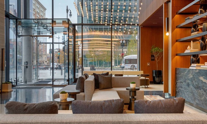 Mount Vernon Triangle Hotel | AC Hotel by Marriott Washington DC Convention Center