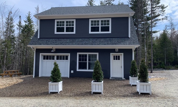 Southwest Harbor Apartment | Acadia New Construction! 2nd Floor Apartment Close to Acadia, 2 Minutes from SWH