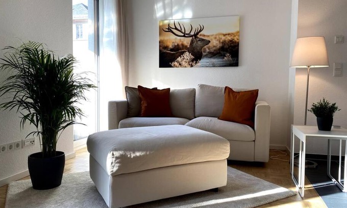 Heppenheim Apartment | Acapella Suite Adagio 54qm, direkt am Weinberg, Altstadt, Netflix inklusive