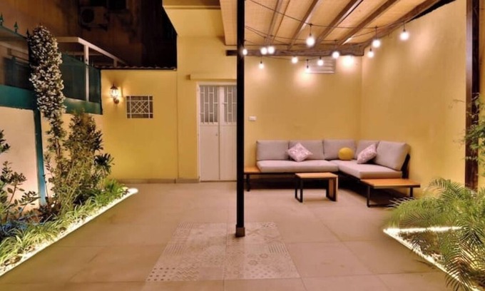 Beirut Apartment | Achrafieh 3BR Apt/5 min to Museum/BBQ+Garden+Hotub