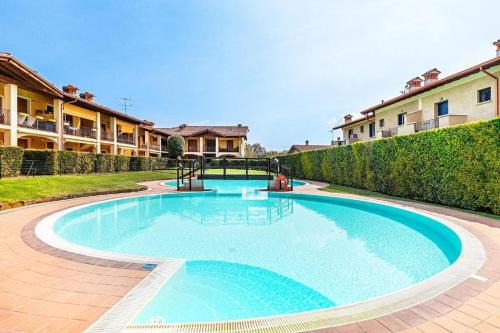 Raffa Apartment | Acqua e Sole: Casa con Piscina e Area Solarium