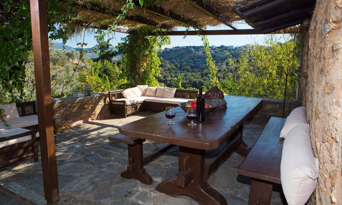 Steni Dirfyos Cottage | Adagio Stone Cottage w/2 BR & a lovely yard