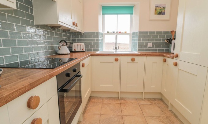 Eyemouth Cottage | Adams House