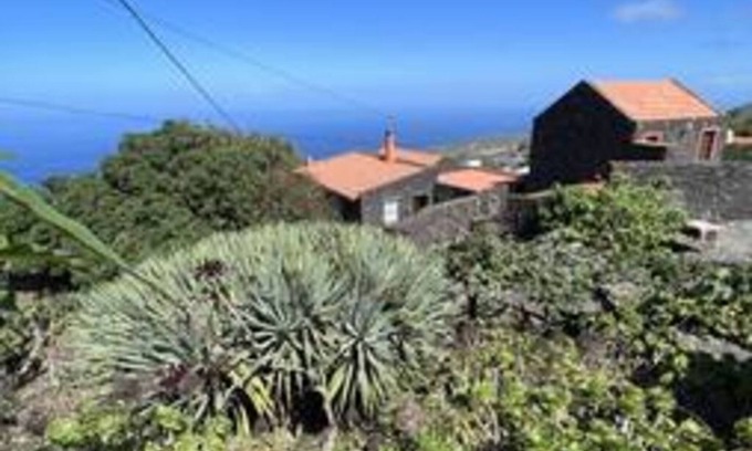 Tesbabo Cottage | Adelfas Alta - Comfy Rural House, El Hierro
