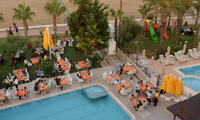 Artikli Hotel | Admiral Hotel