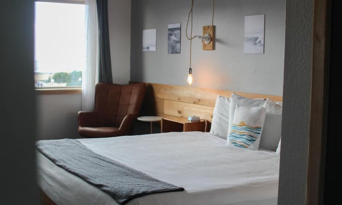 Long Beach Hotel | Adrift Hotel