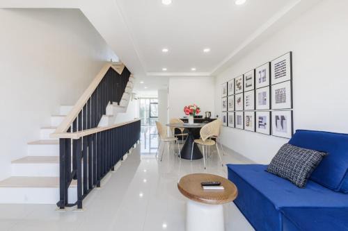 Sa Kaeo Apartment | Advanced townhouses can accommodate 14 people, with high-speed Wi Fi and parking on Netflix
