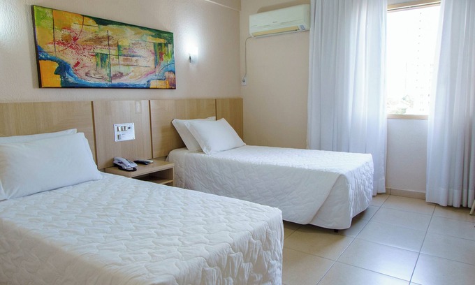 Foz do Iguacu City Centre Hotel | Adventure + Work Balance – Executive Twin Stay in the Heart of Foz