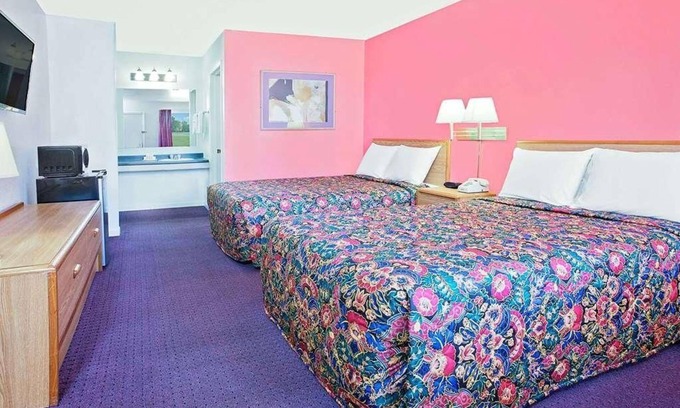 Muskogee Hotel | Affordable Accommodation in Knights Inn Muskogee! 4 Comfortable Units