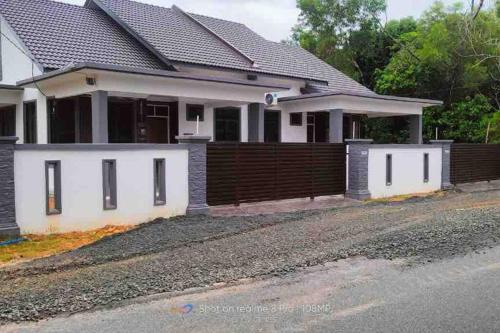Paka House | afza Homestay Paka B
