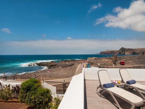 Agaete House | Agaete Beach Rental at Volcanic Natural Pools by VillaGranCanaria