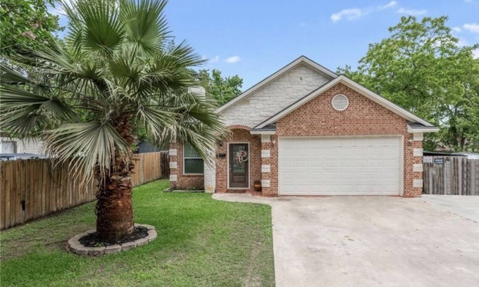 Bryan House | Aggieland, Home Sweet Home!