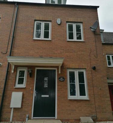 Grimsby House | Agnes House