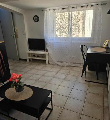 Manosque Apartment | Agréable T2 au centre ville